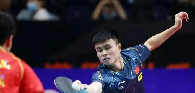 员与粉丝互 员与粉丝互